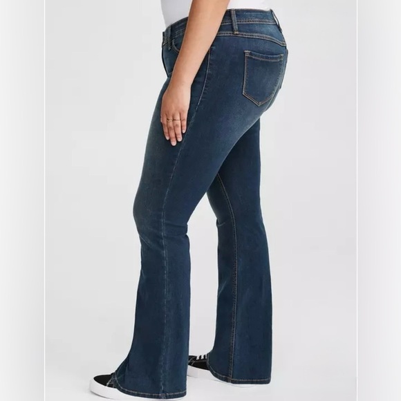 Torrid Feel The Fit Luxe Slim Bootcut Super Stretch Denim Jean Size 12XS - Picture 1 of 9
